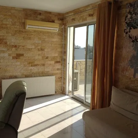 Apartment Deluxe Penthouse 3 Bedroom *